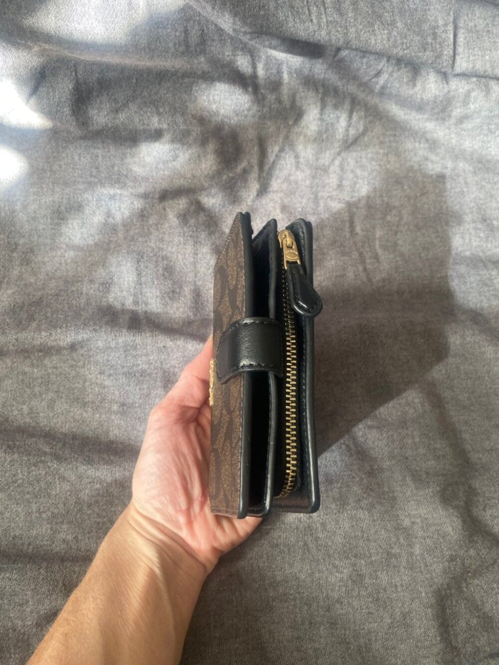 Coach Signature Medium Brown Canvas Black Leather Snap Wallet - Picture 2 of 6